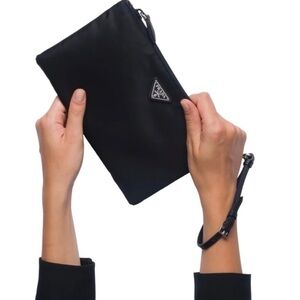 PRADA Tessuto Nylon Pouch Prada Logo Wristlet Clutch
Wallet Bag 1NH545 Black NEW